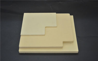 Resistencia de desgaste de cerámica amarilla labrable de la placa del óxido de circonio modificada para requisitos particulares