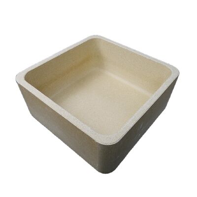 Densidad aparente de 0.6 a 1 gramo por centímetro cúbico. Ladrillos refractarios que ofrecen una resistencia excepcional a altas temperaturas para trabajos pesados.