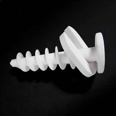 Densidad 3,75 a 3,9 gramos por centímetro cúbico Cerámica de aluminio con Poissons Ratio 0,25 adecuada para herramientas de corte y sustratos electrónicos