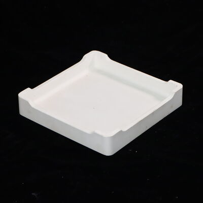 Superficie lisa, refractaria, que garantiza una larga durabilidad, adecuada para la fusión de vidrio y los entornos de cocción de cerámica