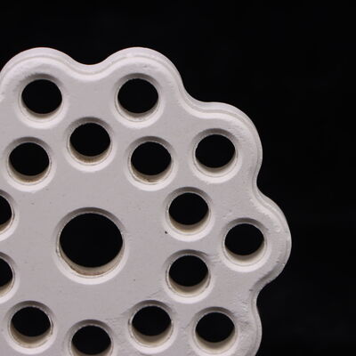 Resistencia al choque térmico 250 Cerámica de mullita de alta temperatura diseñada para un rendimiento duradero en entornos térmicos extremos
